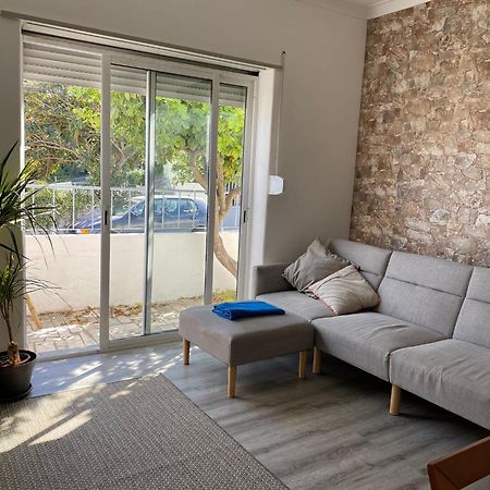 Вілла Casa Em Charneca De Caparica Екстер'єр фото